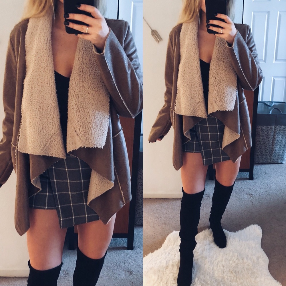 •F21 Coat•